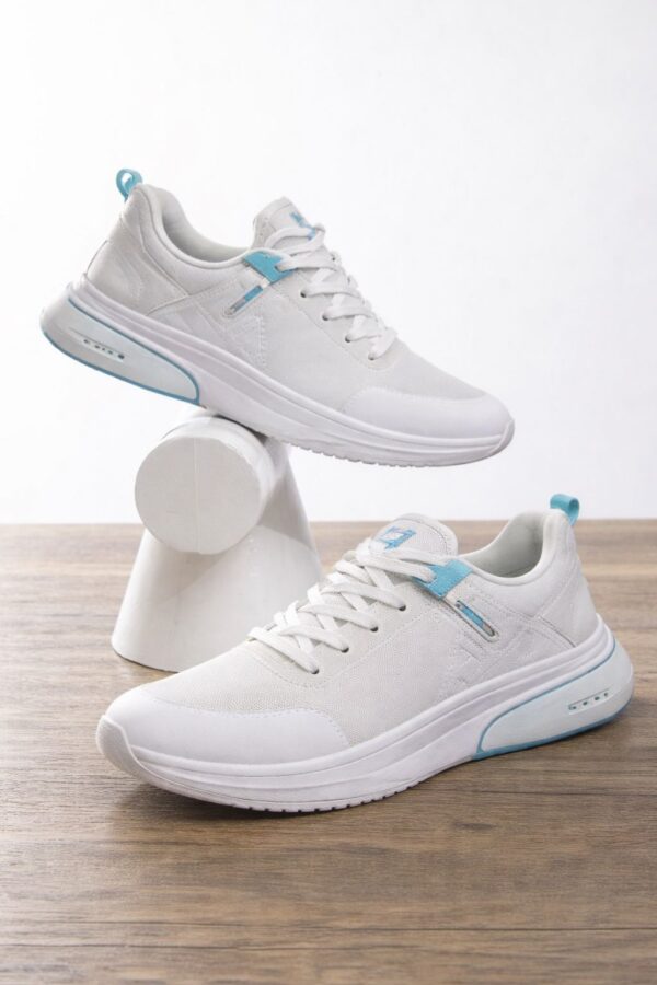 Henry Castle & Co Men’s Lightweight White Sports Sneakers | Cushioned Lace-Up Shoes for Walking, Training & Daily Wear