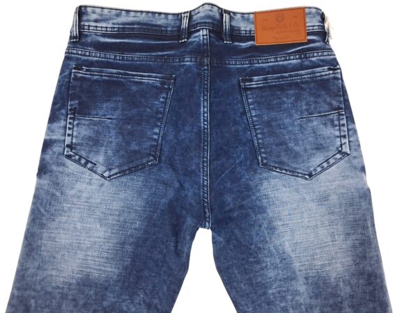 Henry Castle & Co Men’s Slim Fit Ice Blue Washed Stretch Jeans | Trendy Faded Denim for Casual Wear